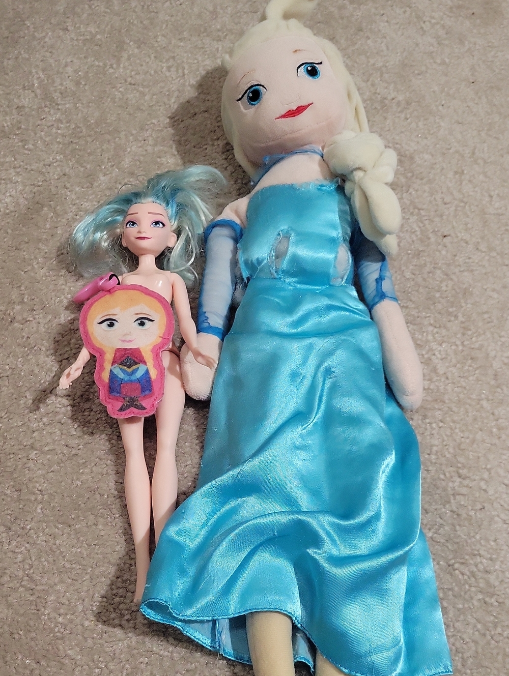 Free W Any Purchase. Frozen Elsa Plush And Doll Toys. FAIR CONDITION.